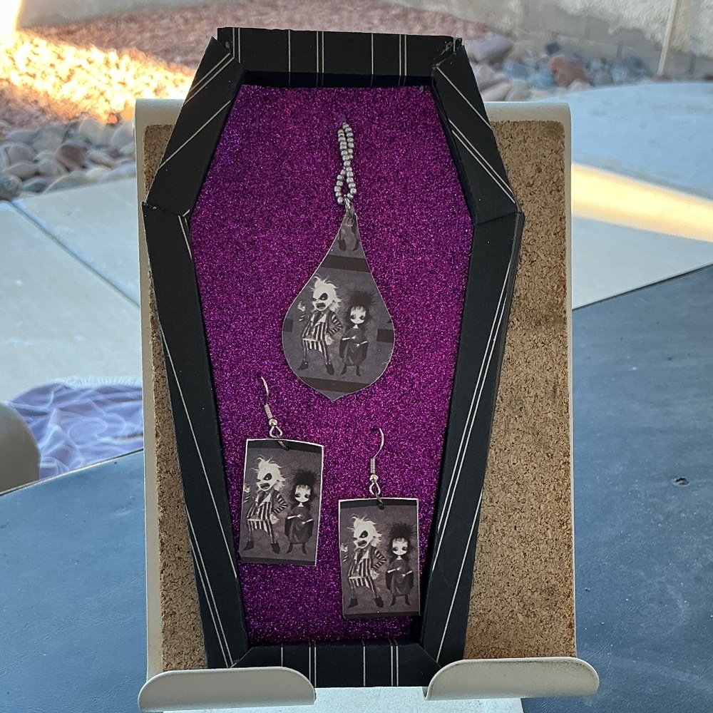 Beetlejuice Necklace and earrings